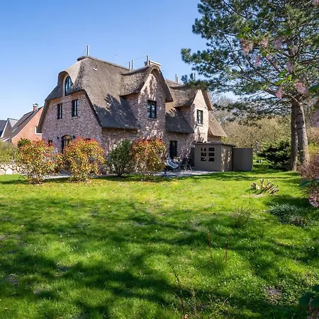 Reetdachhaus Duenenstieg Reetdachhaus Duenenstieg Sechs Nyaraló