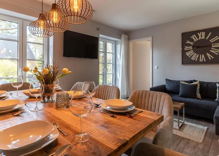 Reetdachhaus Duenenstieg Reetdachhaus Duenenstieg Sechs Semesterbostad Sankt Peter-Ording